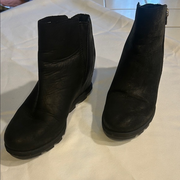 Sorel Joan Of Arctic Women's Black Leather Ankle Boots Size 10 - Picture 3 of 16